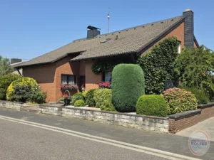 238 m² Wohnfläche, hochwertiges , freistehendes Einfamilienhaus